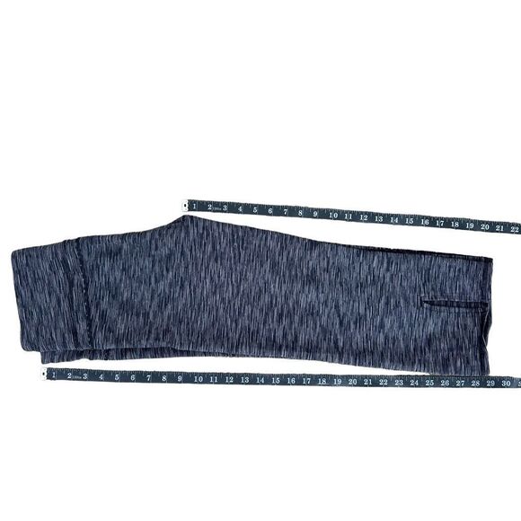 Athleta Gray Energy Power Up Capri Pants Size M Slit Yoga Workout Low Rise - Picture 9 of 10